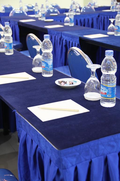 Gumilang Hotel Bogor Zimmer foto